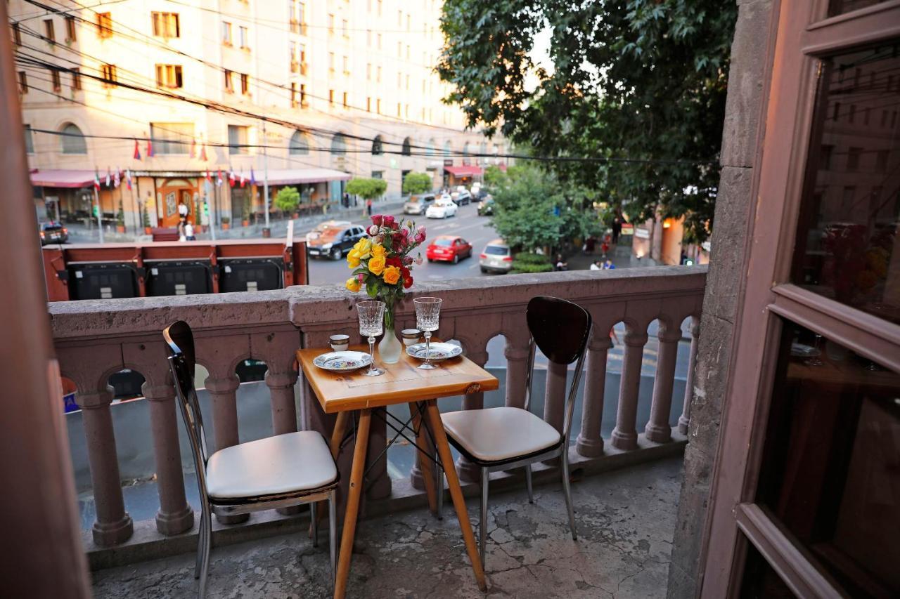 Cozy Apartment on Republic Square Erywań Zewnętrze zdjęcie